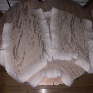 CHRISTA LOUISA Rauna cape silk/wool/taupe/ivory